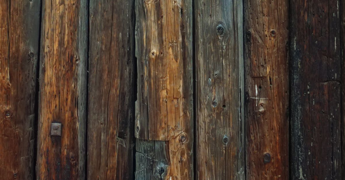 Understanding the Treatment Process for Hardwood Fencing